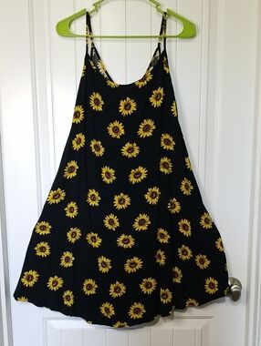 Black Sunflower Print Adjustable Spaghetti Strap Flowy Dress XL